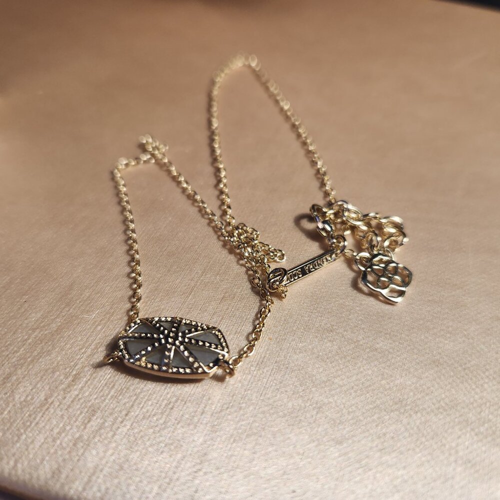 Kendra Scott Elisa Gold Platinum Drusy Necklace and  Emilie gold stud earrings - Picture 3 of 8